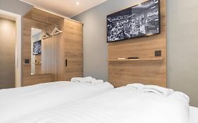 Riverview Apartments By Daspaul